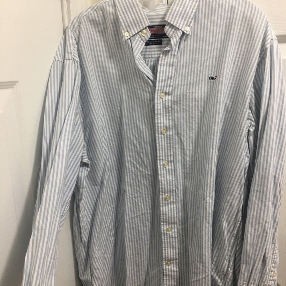 Vineyard Vines Button Down - image 1